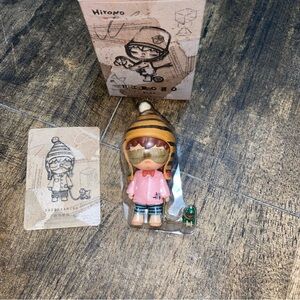 POP MART Hirono Echo Series Figure Confirmed Daydreaming